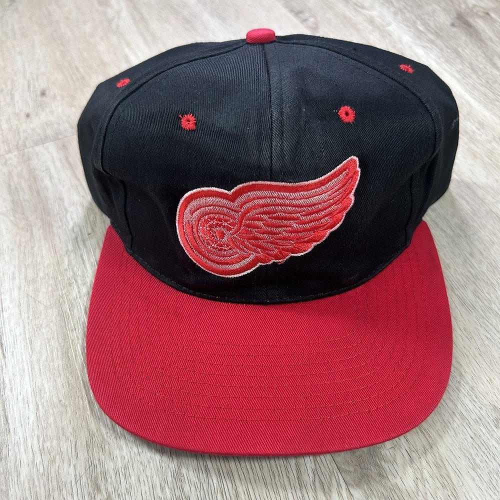 VTG‎ Detroit Red Wings Snapback Hat NHL Hockey AJD Black Red Cap